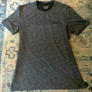 Under Armour T-SHIRT